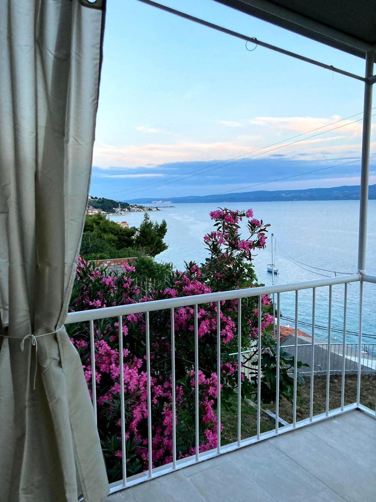 Apartment Panorama - Amazing Sea View, Newly Renovated 두기라트 외부 사진